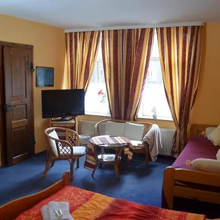 Hotel Altstaedter Tor 3*